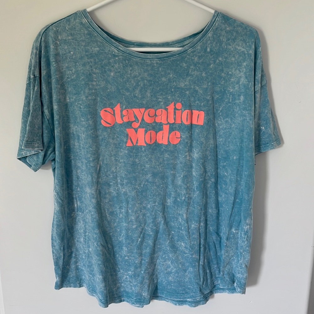Tee